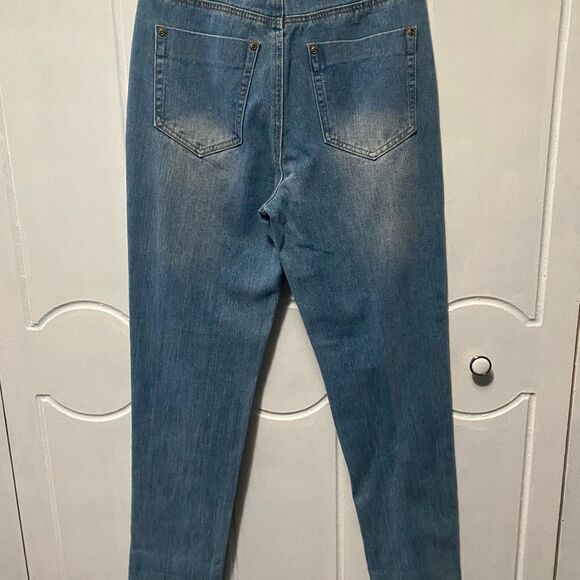 NASTY GAL SCHOOL GIRL DISTRESSED JEANS SIZE 26 - Picture 4 of 6